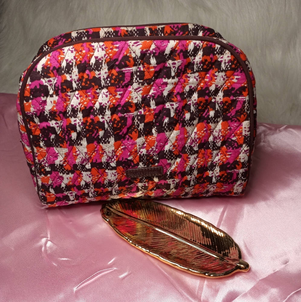 Vera Bradley Makeup/Travel Bag
